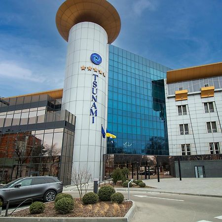 Tsunami Spa Hotel Dnipro Exteriör bild